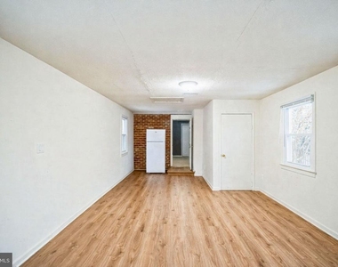 16080 Deer Park Drive - Photo Thumbnail 23