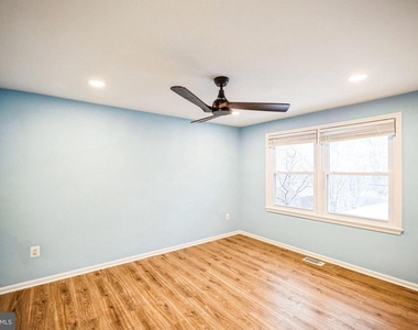 16080 Deer Park Drive - Photo Thumbnail 14