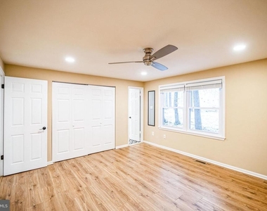 16080 Deer Park Drive - Photo Thumbnail 9