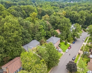 16080 Deer Park Drive - Photo Thumbnail 31