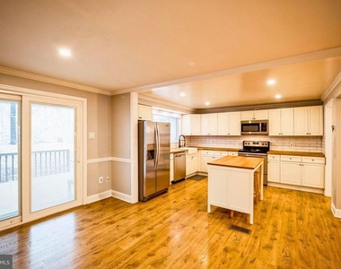 16080 Deer Park Drive - Photo Thumbnail 3