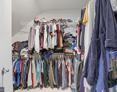 707 Thomas Lane - Photo Thumbnail 26