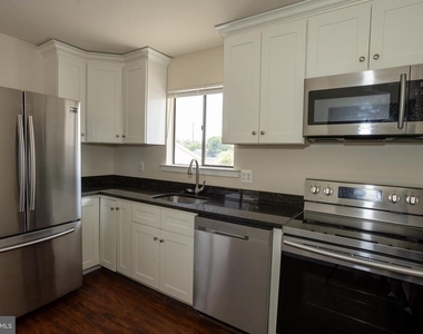 9327 Woodlea Court - Photo Thumbnail 6