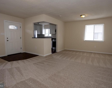 9327 Woodlea Court - Photo Thumbnail 3