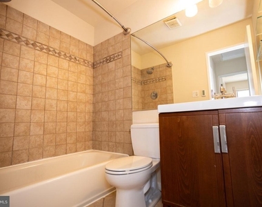 9327 Woodlea Court - Photo Thumbnail 13