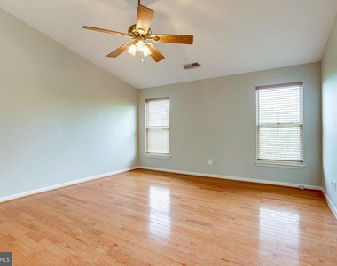 43709 Clemens Terrace - Photo Thumbnail 16