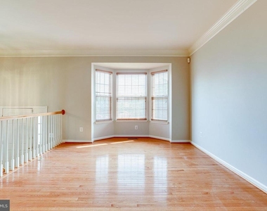43709 Clemens Terrace - Photo Thumbnail 5