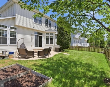 25403 Vacation Place - Photo Thumbnail 39