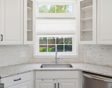 25403 Vacation Place - Photo Thumbnail 15