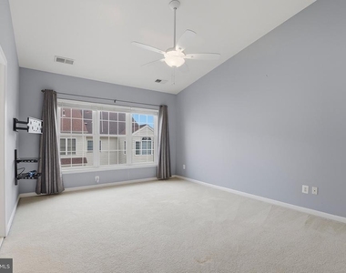 42683 Newcomer Terrace - Photo Thumbnail 20