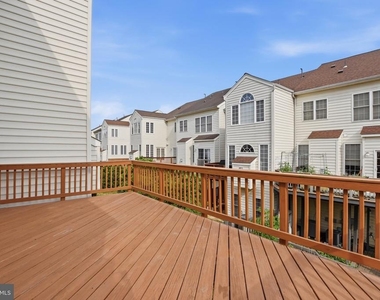 42683 Newcomer Terrace - Photo Thumbnail 27