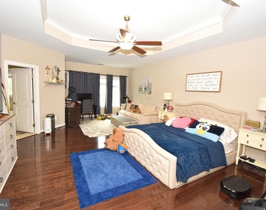 21268 Park Grove Terrace - Photo Thumbnail 23