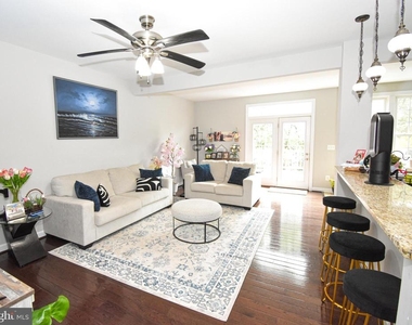21268 Park Grove Terrace - Photo Thumbnail 11