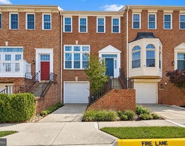 20340 Brentmeade Terrace - Photo Thumbnail 12