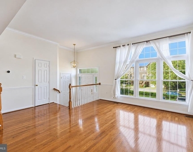 20340 Brentmeade Terrace - Photo Thumbnail 4