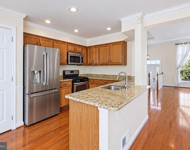 20340 Brentmeade Terrace - Photo Thumbnail 10