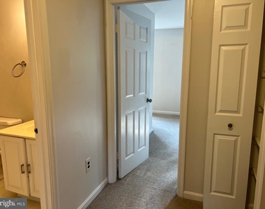 7384 Jiri Woods Court - Photo Thumbnail 16