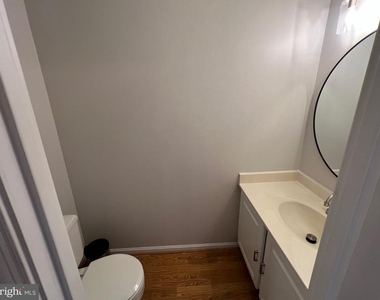 7384 Jiri Woods Court - Photo Thumbnail 6