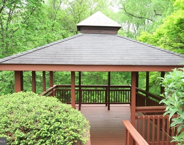 10295 Dunn Meadow Road - Photo Thumbnail 33