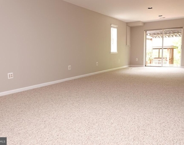10295 Dunn Meadow Road - Photo Thumbnail 14