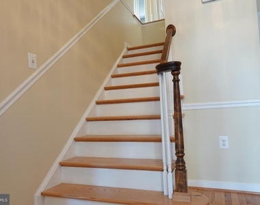 10295 Dunn Meadow Road - Photo Thumbnail 20