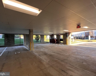 3927 Fair Ridge Drive - Photo Thumbnail 43