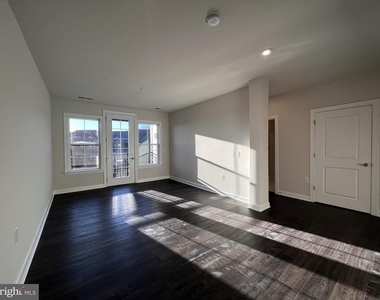 3927 Fair Ridge Drive - Photo Thumbnail 13