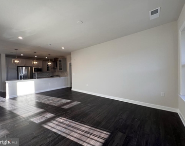 3927 Fair Ridge Drive - Photo Thumbnail 17