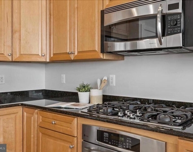 12168 Waveland Street - Photo Thumbnail 5