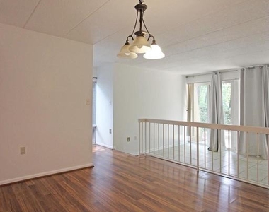 11607 Windbluff Court - Photo Thumbnail 3