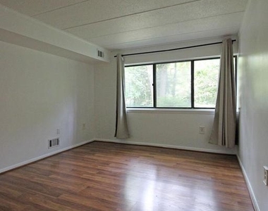 11607 Windbluff Court - Photo Thumbnail 18