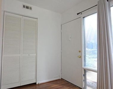 11607 Windbluff Court - Photo Thumbnail 22