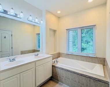 4459 Monmouth Street - Photo Thumbnail 9