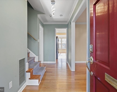 6543 Cedarwood Court - Photo Thumbnail 3