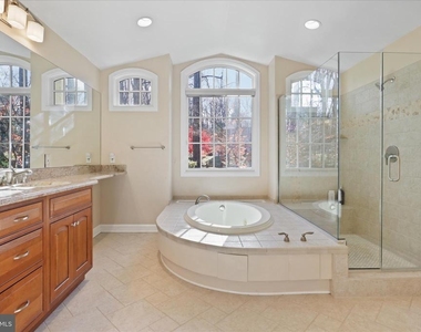 6543 Cedarwood Court - Photo Thumbnail 22