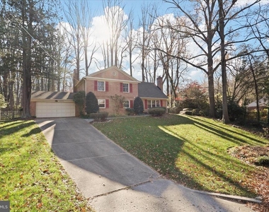 6543 Cedarwood Court - Photo Thumbnail 2