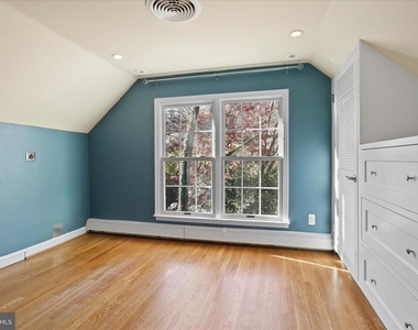 6543 Cedarwood Court - Photo Thumbnail 24