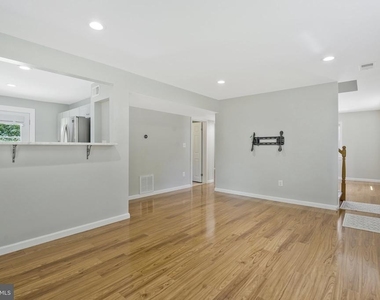 6024 Rixey Drive - Photo Thumbnail 13