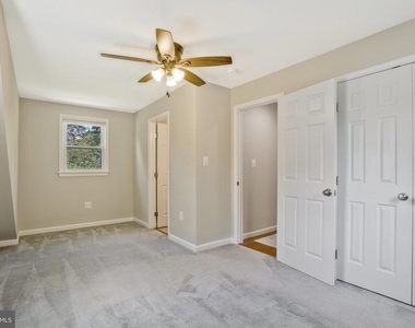 6024 Rixey Drive - Photo Thumbnail 35