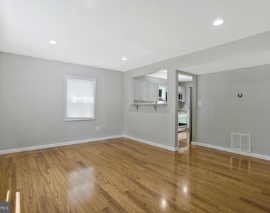 6024 Rixey Drive - Photo Thumbnail 12