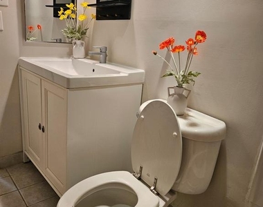 7718 Lafayette Forest Drive - Photo Thumbnail 13