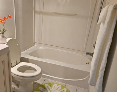 7718 Lafayette Forest Drive - Photo Thumbnail 14