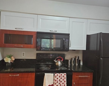 7718 Lafayette Forest Drive - Photo Thumbnail 18