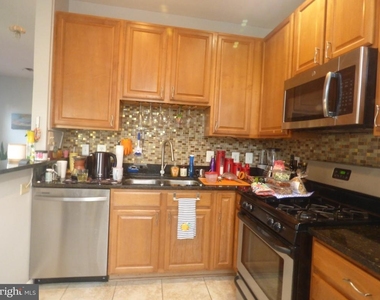 2931 Deer Hollow Way - Photo Thumbnail 20