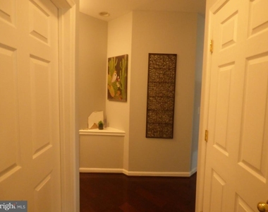 2931 Deer Hollow Way - Photo Thumbnail 9