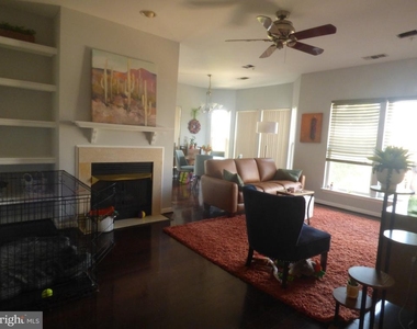 2931 Deer Hollow Way - Photo Thumbnail 10