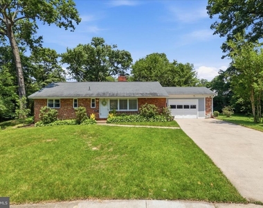 6320 Howe Place - Photo Thumbnail 1