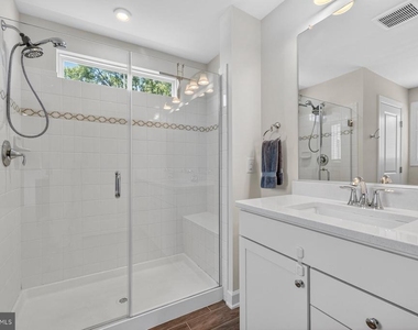 8106 Zoe Place - Photo Thumbnail 17