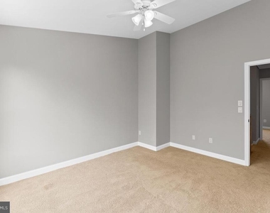 3740 Farmland Drive - Photo Thumbnail 17