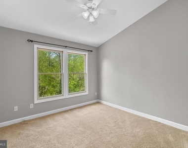 3740 Farmland Drive - Photo Thumbnail 19